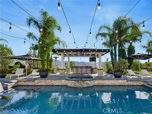 Detail Gallery Image 33 of 46 For 26990 Abbey Glen, Yorba Linda,  CA 92887 - 5 Beds | 3/1 Baths