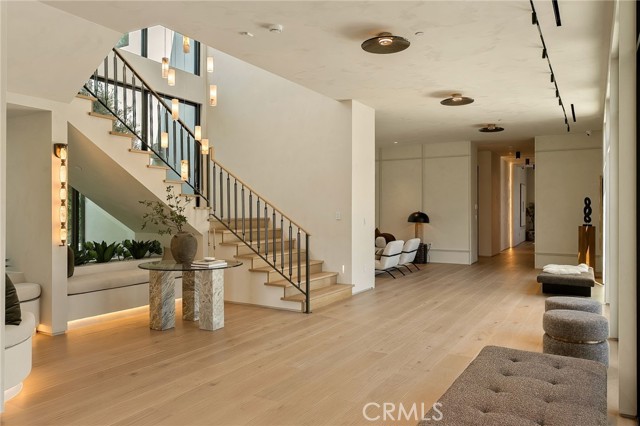 16093 Royal Oak Road photo 42