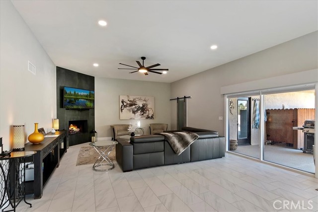 Detail Gallery Image 3 of 35 For 38560 Tandika Trl, Palm Desert,  CA 92211 - 3 Beds | 2 Baths