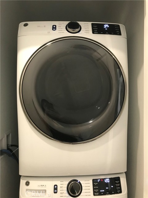491 Mulligan, Irvine CA: https://media.crmls.org/medias/b1a8eeb3-1f14-4bc8-8f6c-690bf42b7a60.jpg