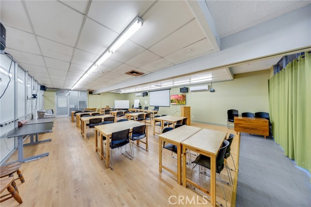 118 E Live Oak Avenue, Arcadia, California 91006, ,Commercial Sale,For Sale,118 E Live Oak Avenue,CRAR25082626