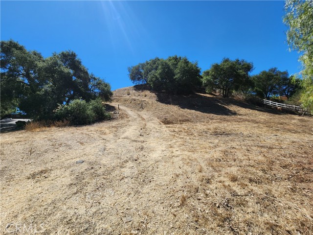 28300 BALKINS Drive, Agoura Hills CA: https://media.crmls.org/medias/b1a904ea-5d44-45e0-947e-325b0fded536.jpg