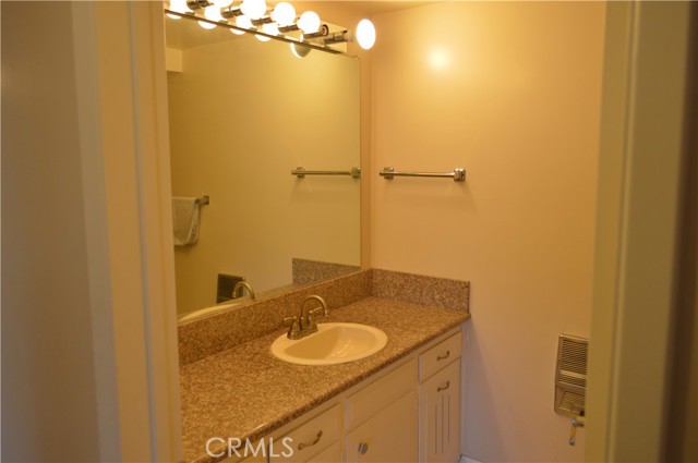 Detail Gallery Image 6 of 13 For 375 Avenida Castilla #O,  Laguna Woods,  CA 92637 - 2 Beds | 2 Baths