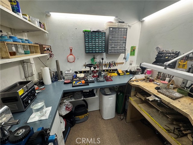 217 Stonewood Street, Downey CA: https://media.crmls.org/medias/b1aa9434-3a6b-499b-baac-c67d09e8473f.jpg