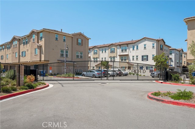 22310 Spanish Oak Court, Torrance CA: https://media.crmls.org/medias/b1aac624-53d8-4bad-a101-e642216e72cd.jpg