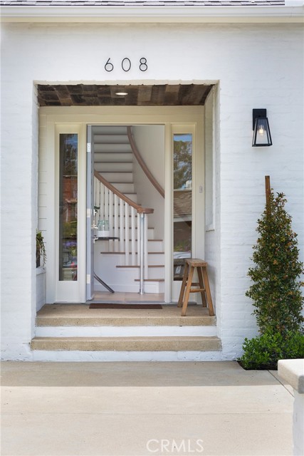 Detail Gallery Image 4 of 57 For 608 & 608 .5 Acacia Ave, Corona Del Mar,  CA 92625 - 5 Beds | 4 Baths