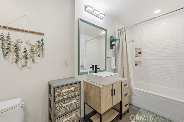 Detail Gallery Image 18 of 47 For 433 Pine #201,  Long Beach,  CA 90802 - 1 Beds | 1 Baths