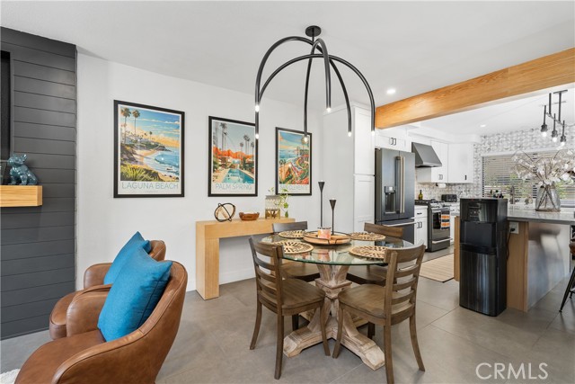 2423 Los Patos, Palm Springs CA: https://media.crmls.org/medias/b1ab2839-9f0b-481a-bedb-25193c440c3d.jpg