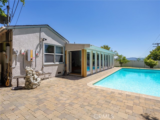 Detail Gallery Image 41 of 54 For 901 Irving Dr, Burbank,  CA 91504 - 3 Beds | 2 Baths