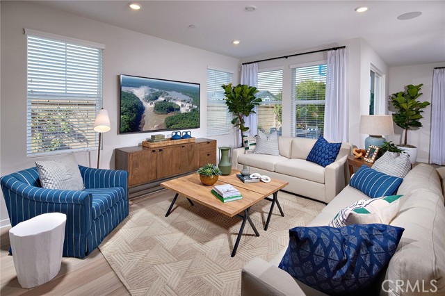 4073 Spring Lane, Corona, CA, 92883 4073 Spring Lane, Corona, CA, 92883