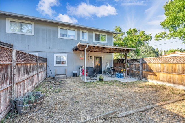 Detail Gallery Image 14 of 39 For 19300 Mountain Meadow S, Hidden Valley Lake,  CA 95467 - 4 Beds | 2 Baths