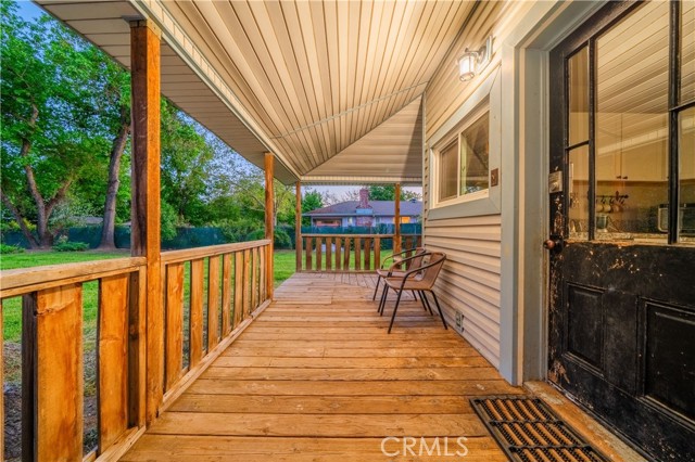 1711 Shasta Street, Anderson CA: https://media.crmls.org/medias/b1ae0b09-7c3f-4c63-9d58-b6d60883f24a.jpg