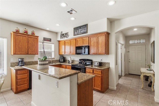 Detail Gallery Image 13 of 37 For 2408 Snapdragon Ct, Modesto,  CA 95355 - 3 Beds | 2 Baths