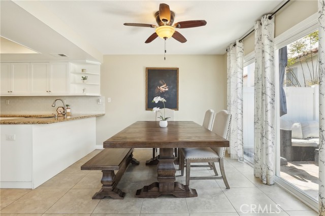 1 Buttercup, Rancho Santa Margarita CA: https://media.crmls.org/medias/b1aefd79-b729-4f5b-a8cc-329f883f3fd2.jpg