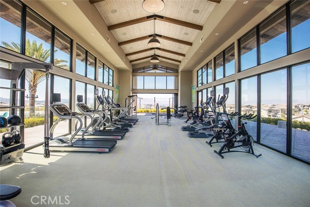 18147 Jupiter Lane, Saugus CA: https://media.crmls.org/medias/b1af6ef1-df54-4a59-8e41-209d1f55e673.jpg