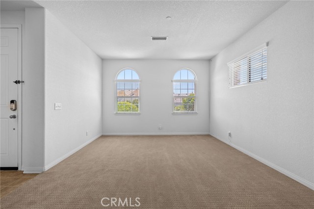 Detail Gallery Image 12 of 46 For 37152 Waltham Pl, Palmdale,  CA 93550 - 4 Beds | 2 Baths