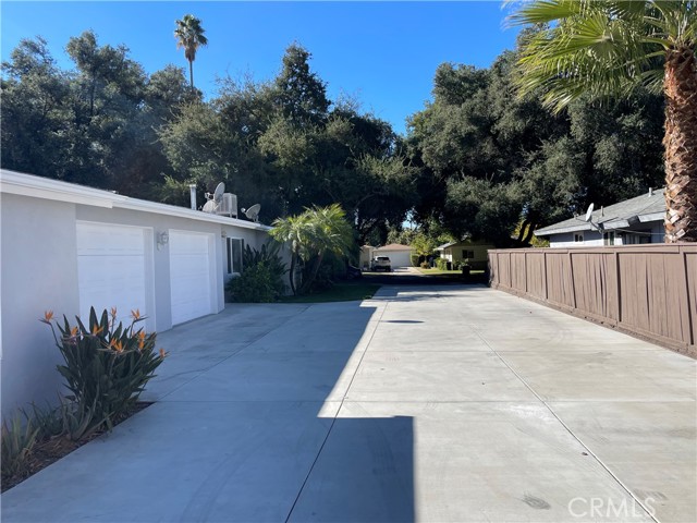 Detail Gallery Image 4 of 8 For 323 La Paloma St, Redlands,  CA 92373 - 2 Beds | 1 Baths