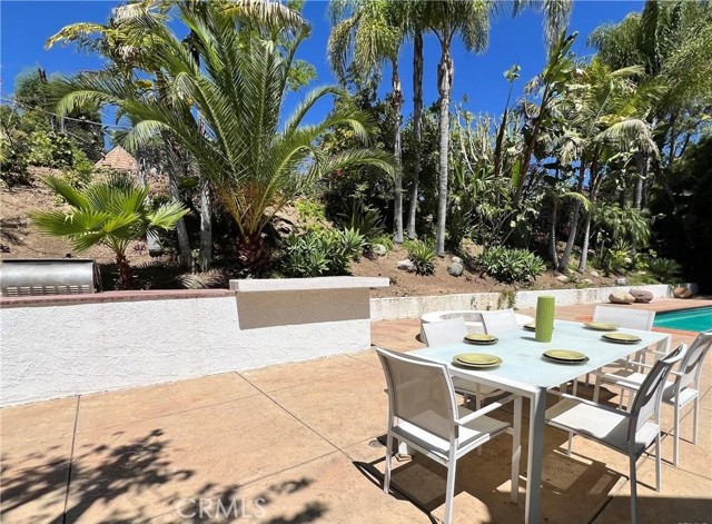16815 Bajio Road, Encino CA: https://media.crmls.org/medias/b1b019fb-832b-4a02-b132-154e8321195c.jpg