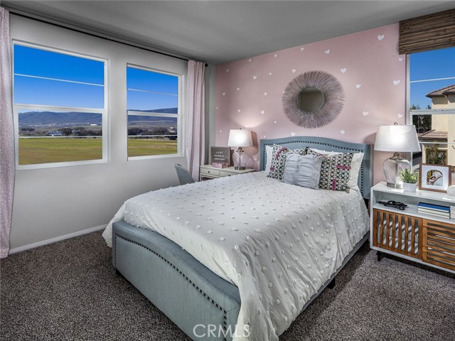 Detail Gallery Image 9 of 20 For 2037 Bergamot St, Redlands,  CA 92374 - 3 Beds | 2/1 Baths