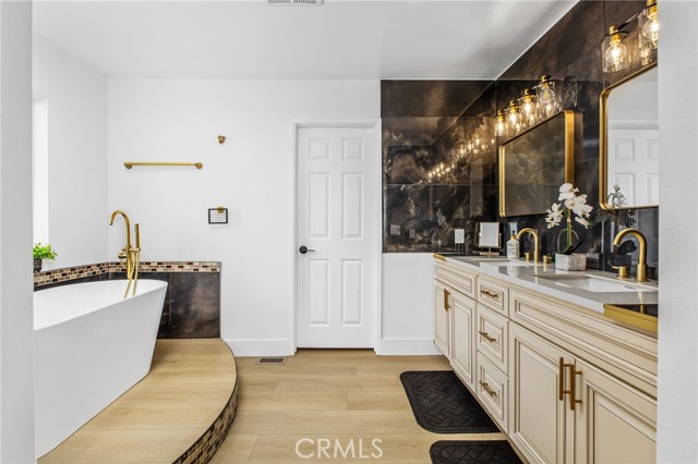 Detail Gallery Image 24 of 51 For 16066 Rancho Verde, Riverside,  CA 92506 - 4 Beds | 3 Baths