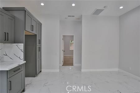 https://media.crmls.org/medias/b1b2c185-1240-4567-8cc2-966499bb5732.jpg?preset=X-Large