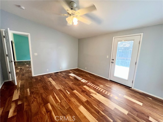201 Lakewood Drive, Frazier Park CA: https://media.crmls.org/medias/b1b348cb-17cd-4c0a-be46-cc87d9658781.jpg