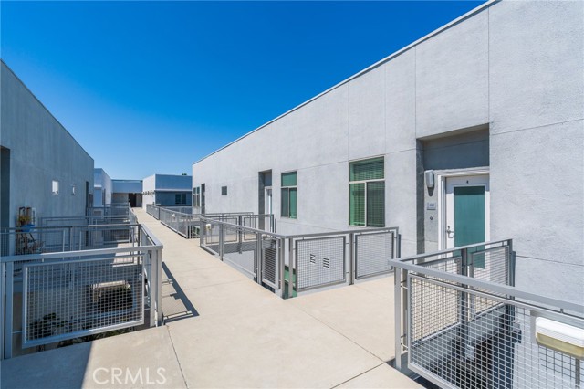 435 W Center Street, Anaheim CA: https://media.crmls.org/medias/b1b56f38-7cd9-4d0c-bf8e-52326cd1c567.jpg