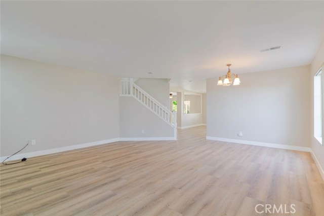 Detail Gallery Image 6 of 50 For 38645 Laurie, Palmdale,  CA 93551 - 4 Beds | 3 Baths