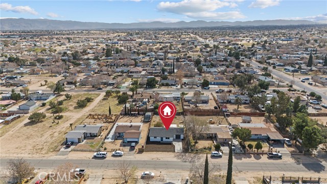 16245 Pine Street, Hesperia CA: https://media.crmls.org/medias/b1b7ca8b-e6d0-408e-9be9-8aed18e113e1.jpg