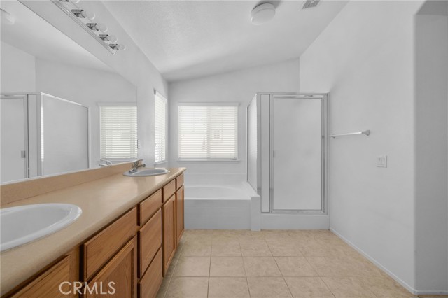 12566 Lasselle Street, Moreno Valley CA: https://media.crmls.org/medias/b1b7ffba-e597-4224-a77d-e5633018cadf.jpg