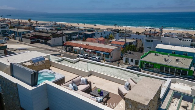 Spa, BBQ area, lounge area on roof top deck