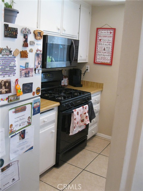 235 E 7th Street, San Jacinto CA: https://media.crmls.org/medias/b1ba6901-dab9-42b5-9b39-7f85ef54e96a.jpg