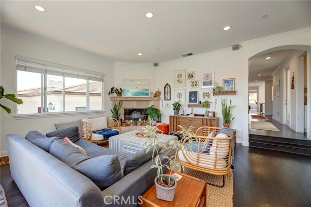 Detail Gallery Image 50 of 75 For 700 Avenue C, Redondo Beach,  CA 90277 - 5 Beds | 5/1 Baths