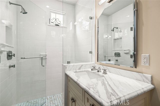 Detail Gallery Image 35 of 53 For 213 Jasmine, Corona Del Mar,  CA 92625 - 4 Beds | 4/1 Baths