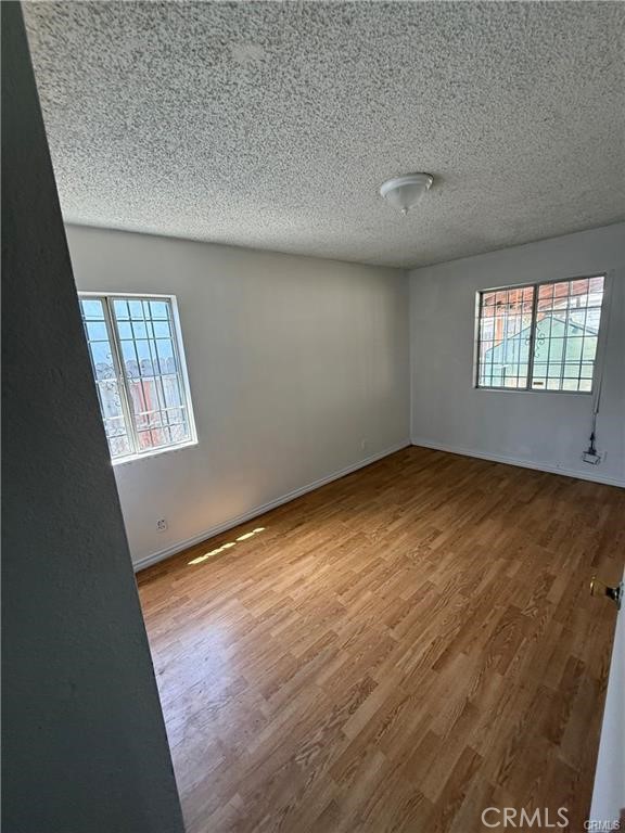 8711 Beach Street, Los Angeles CA: https://media.crmls.org/medias/b1bb95f2-5c4c-421b-80e3-4d24b42f0f12.jpg