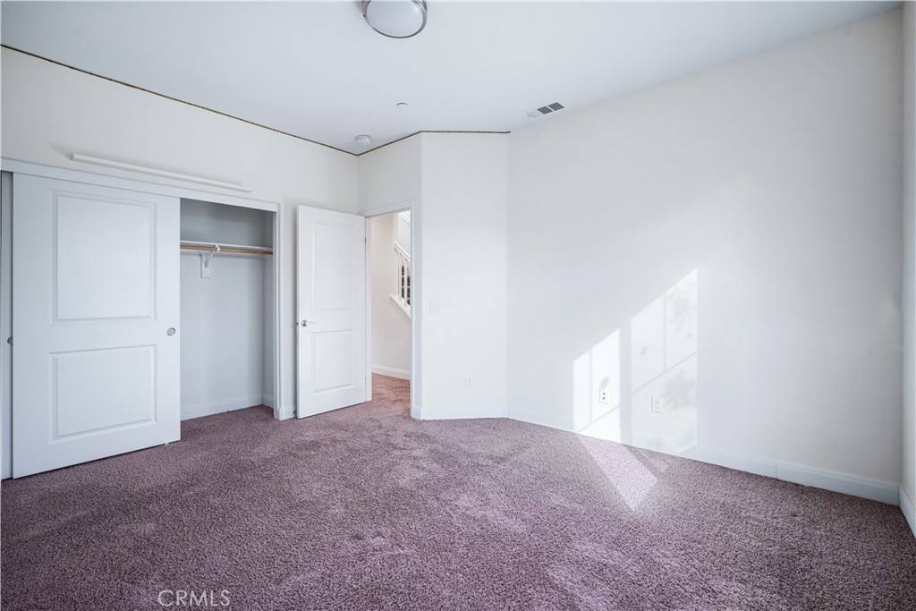 https://media.crmls.org/medias/b1bdbabf-8924-4a43-aee8-cb8658926b81.jpg?preset=X-Large