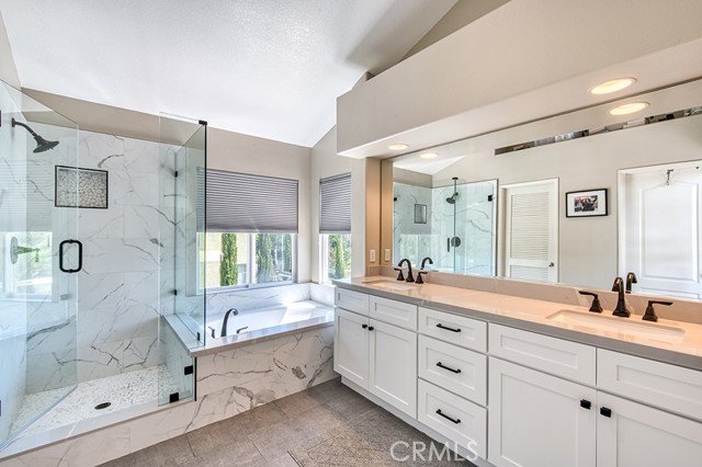 Detail Gallery Image 2 of 7 For 12 Dornoch Way, Coto de Caza,  CA 92679 - 3 Beds | 3 Baths