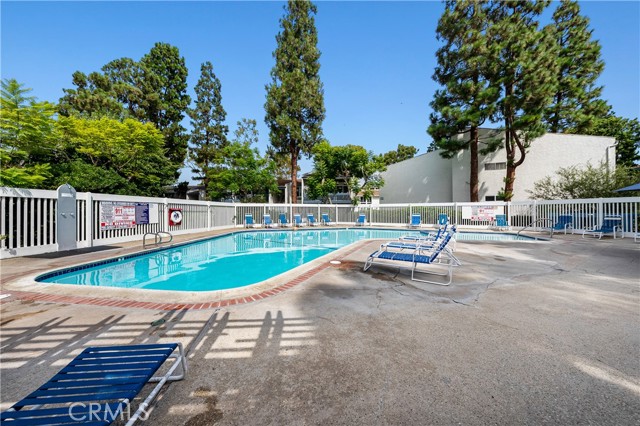 Detail Gallery Image 29 of 38 For 902 Camino Real #207,  Redondo Beach,  CA 90277 - 2 Beds | 2 Baths