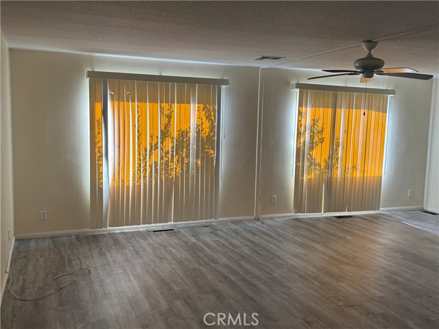 Detail Gallery Image 17 of 75 For 5001 W Florida, Hemet,  CA 92545 - 3 Beds | 1/1 Baths