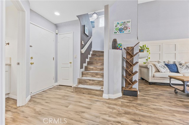 15689 Ladera Vista Drive, Chino Hills CA: https://media.crmls.org/medias/b1bfb865-d629-4995-a384-07151e33fe3a.jpg