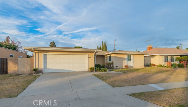 Detail Gallery Image 3 of 30 For 9551 Harriet Ln, Anaheim,  CA 92804 - 3 Beds | 2 Baths