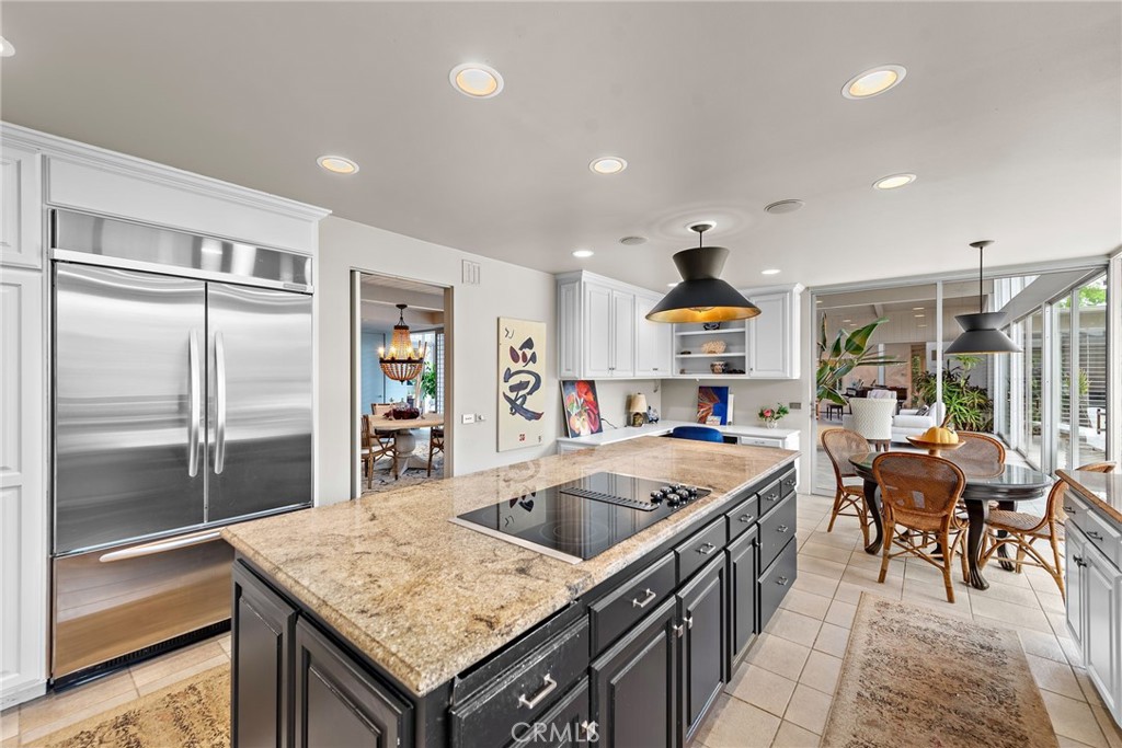 MLS #OC25157494 img 1