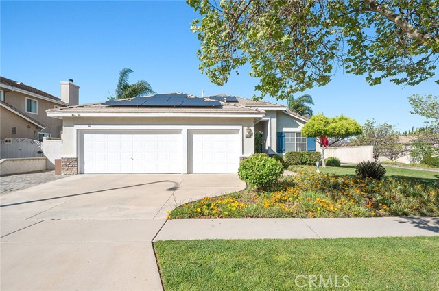 Detail Gallery Image 4 of 71 For 1375 Coral Gables Cir, Corona,  CA 92881 - 4 Beds | 2 Baths