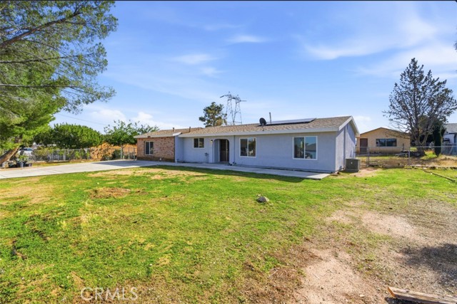 Detail Gallery Image 6 of 43 For 14789 Kimball, Hesperia,  CA 92345 - 3 Beds | 2 Baths