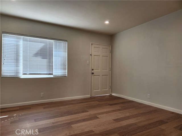 Detail Gallery Image 3 of 10 For 1123 E Chestnut St a,  Glendale,  CA 91205 - 1 Beds | 1 Baths