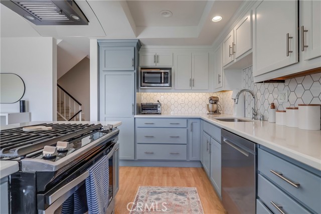Detail Gallery Image 26 of 73 For 609 Meyer Ln #11,  Redondo Beach,  CA 90278 - 2 Beds | 1/1 Baths