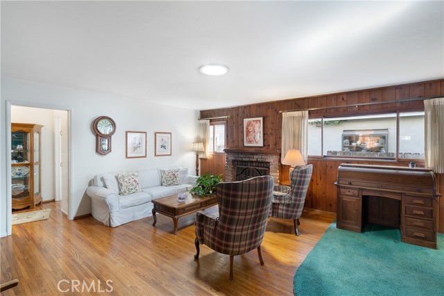 1300 Walnut Ave, Manhattan Beach, California 90266, 4 Bedrooms Bedrooms, ,2 BathroomsBathrooms,Residential,Sold,Walnut Ave,PV22057312