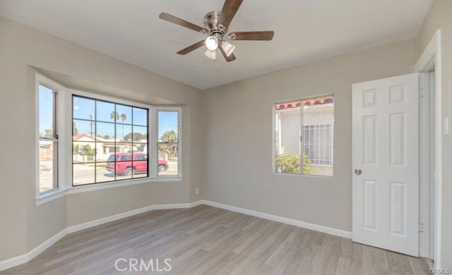 Detail Gallery Image 8 of 18 For 542 W 105th St, Los Angeles,  CA 90044 - 4 Beds | 3 Baths