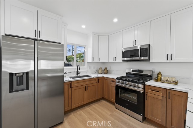 Detail Gallery Image 20 of 61 For 11113 1/2 S Budlong Ave, Los Angeles,  CA 90044 - – Beds | – Baths