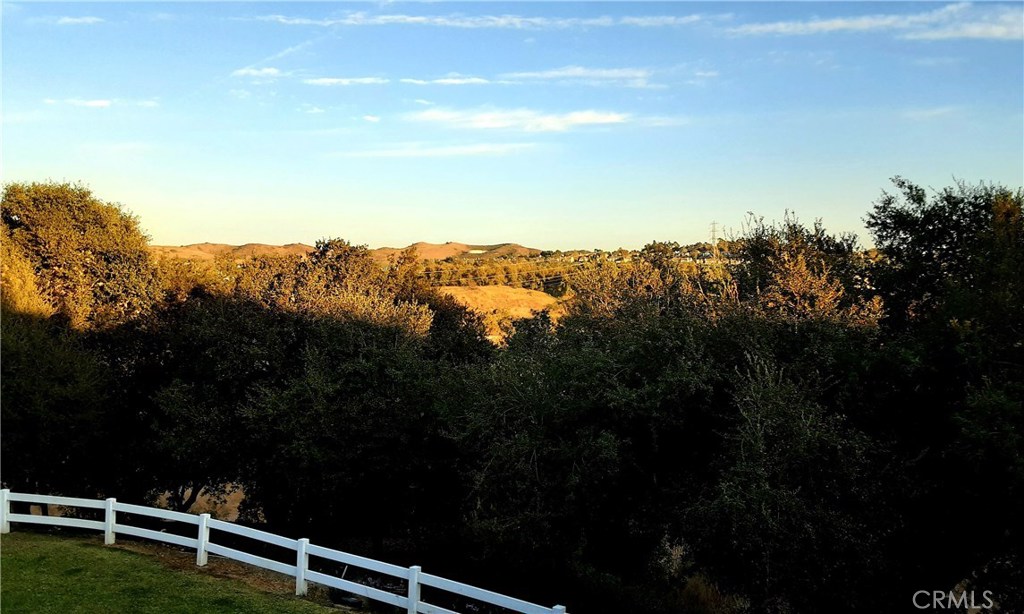 MLS #OC25246846 image #8